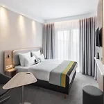 Express - East By Ihg Hotel 3*