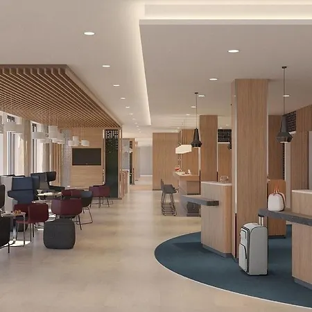 Express - East By Ihg 3*