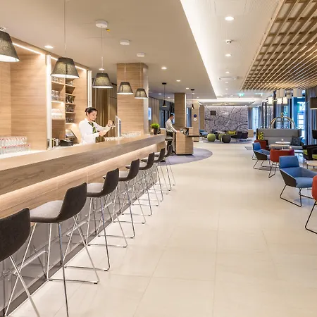 Otel Express - East By Ihg 3*