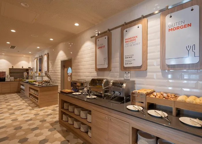 Express - East By Ihg Hotel