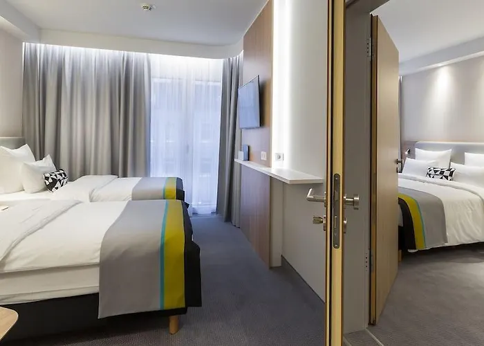 Hotel Express - East By Ihg 3*