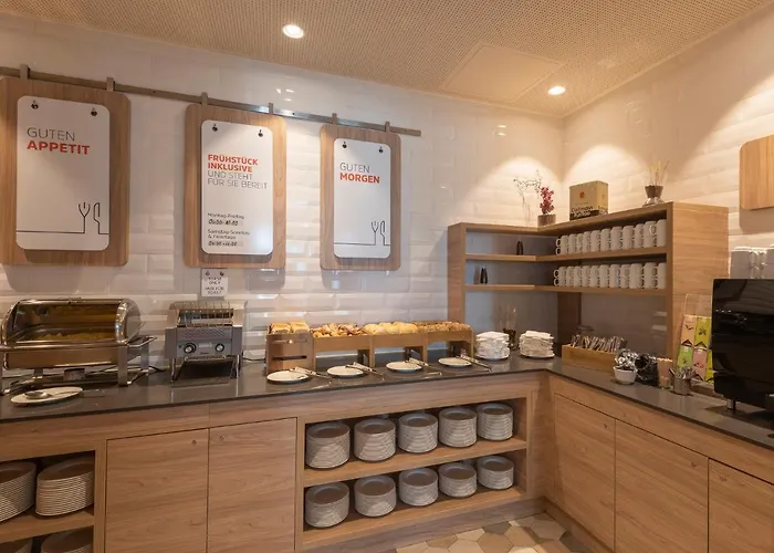 Express - East By Ihg 3* Munich