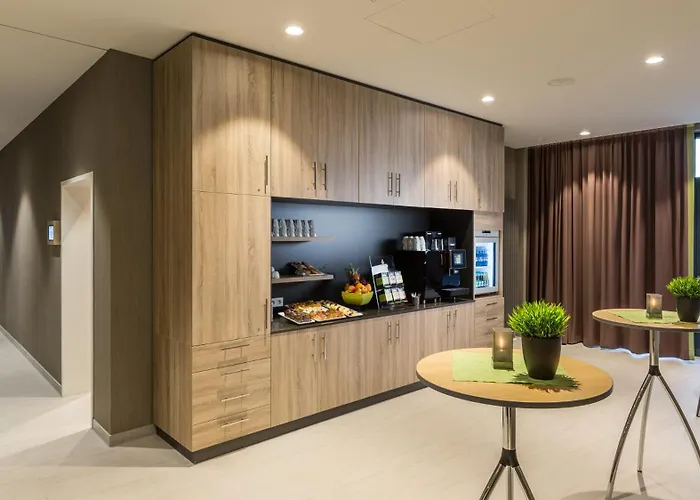 Express - East By Ihg Hotel Munich
