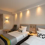 Hotel Express - East By Ihg 3*
